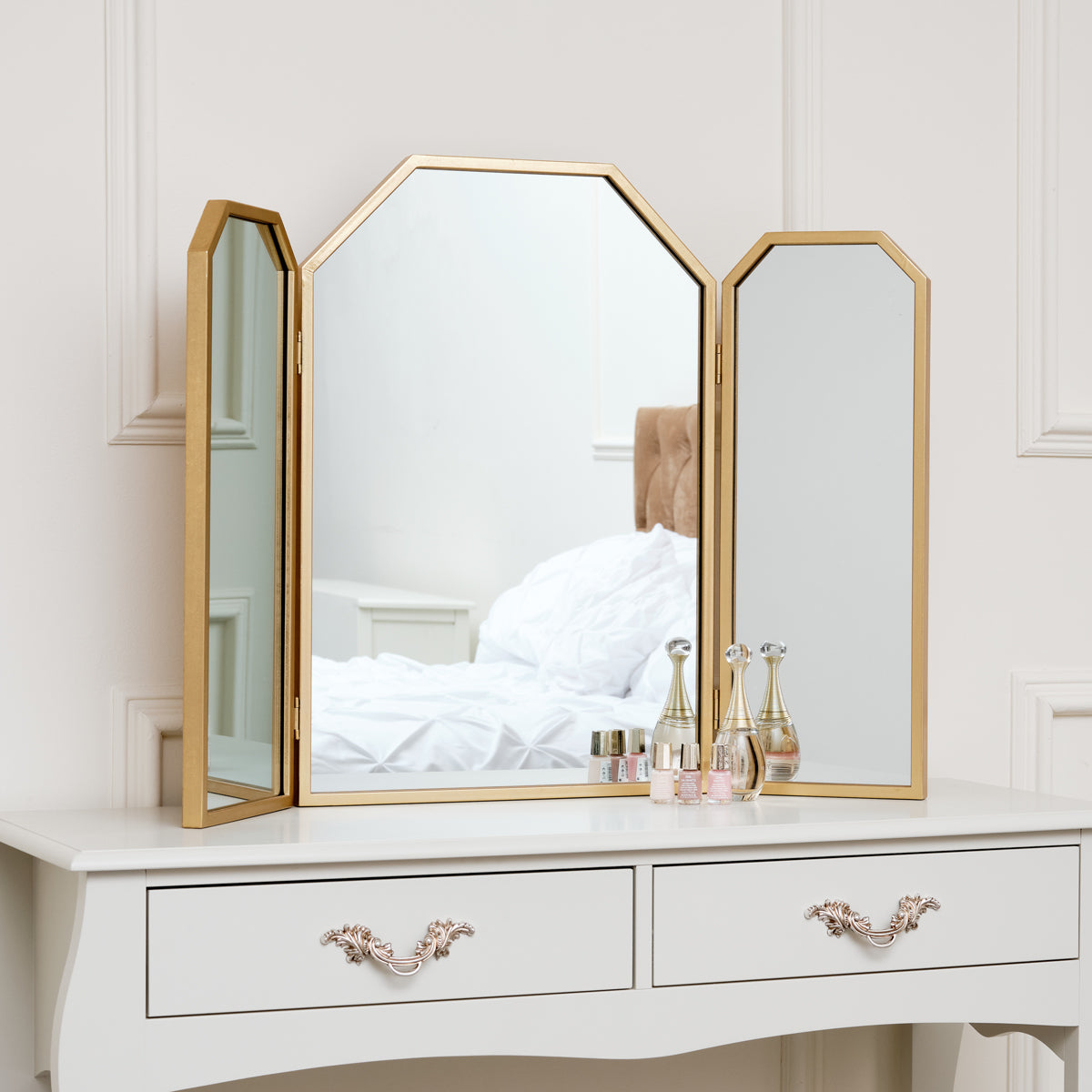Gold Hexagon Triple Dressing Table Mirror 82cm x 59cm Melody Maison Ltd Gold Hexagon Triple Dressing Table Mirror 82cm x 59cm Melody Maison Ltd