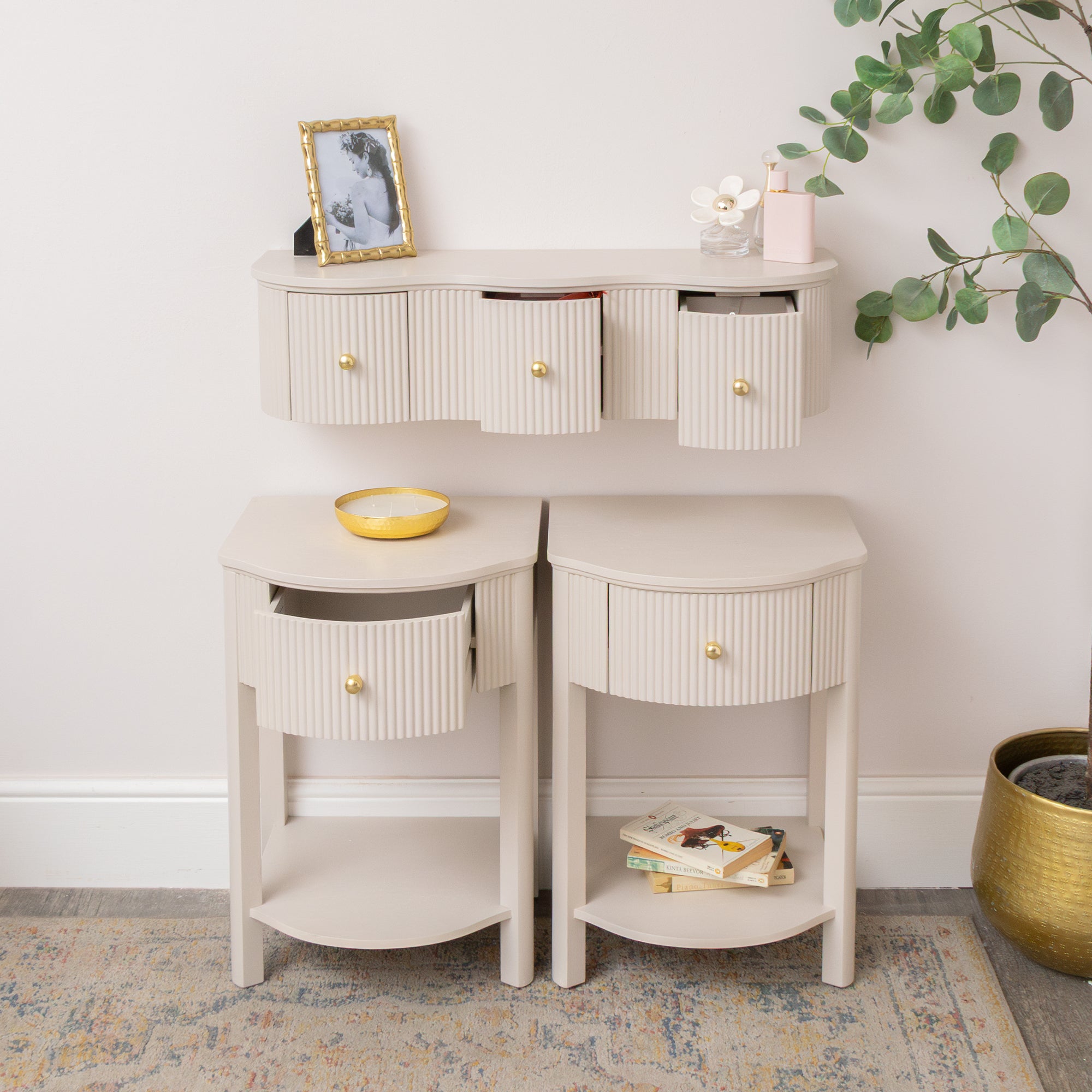 3 Drawer Reeded Wall Mounted Floating Dressing Table & Pair of Bedside ...