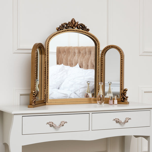 green emerald velvet dress Dressing table set with adjustable LED mirror, Makeup Vanity Table with  bedside table and stool, Vanity Desk 3 color lighting, bedroom furniture  (Color : White+Gold A, Size : 100cm/39.3in) : Amazon.co.uk: Home
