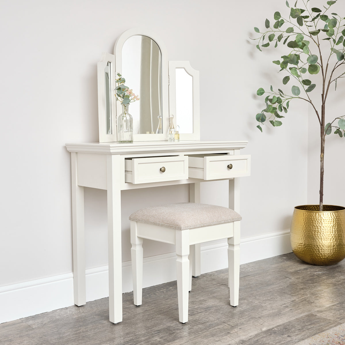Large Dressing Table, Mirror & Stool Set - Daventry Ivory Range Melody Maison Ltd Large Dressing Table, Mirror & Stool Set - Daventry Ivory Range Melody Maison Ltd
