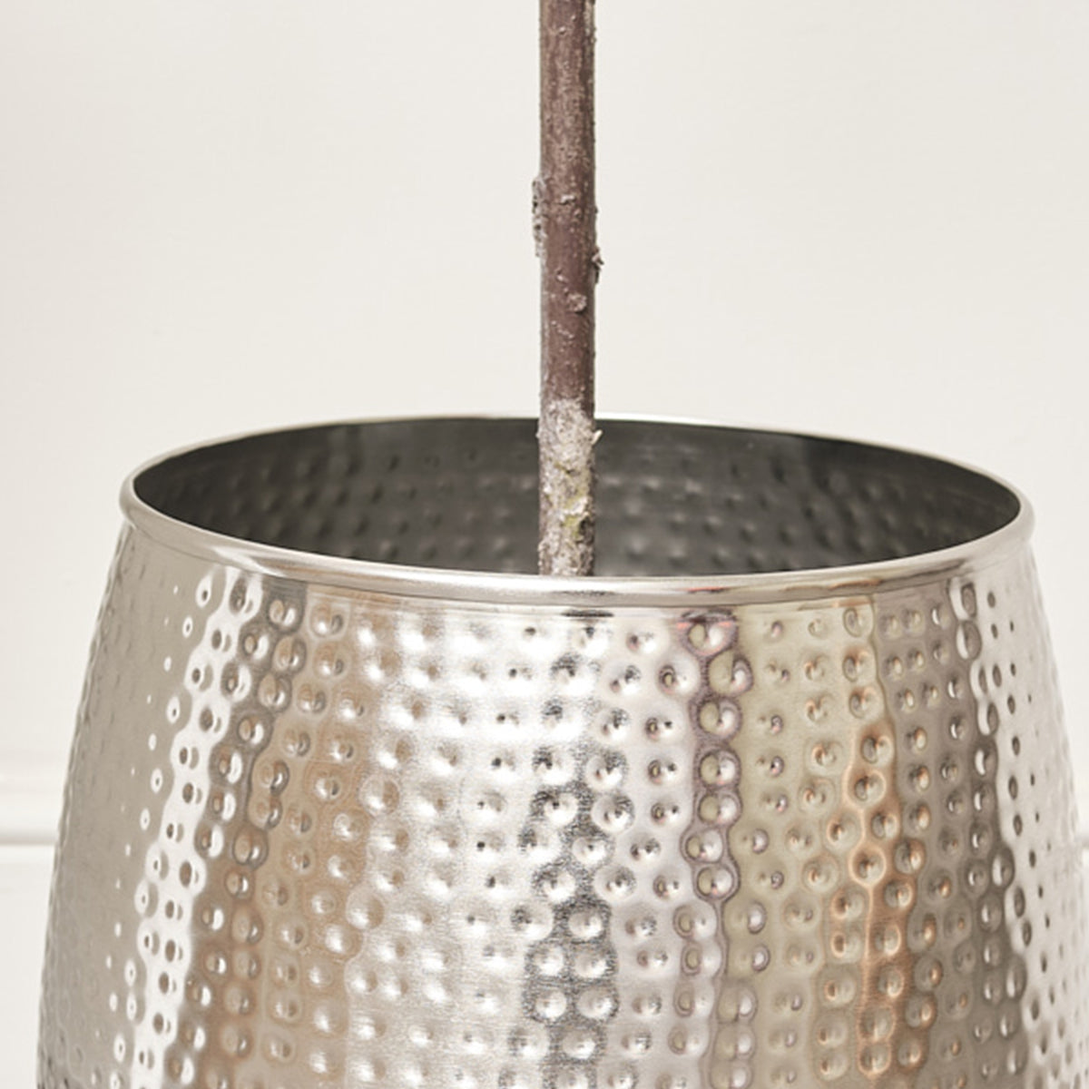 silver hammered plant pot Large Silver Hammered Metal Planter – Melody Maison