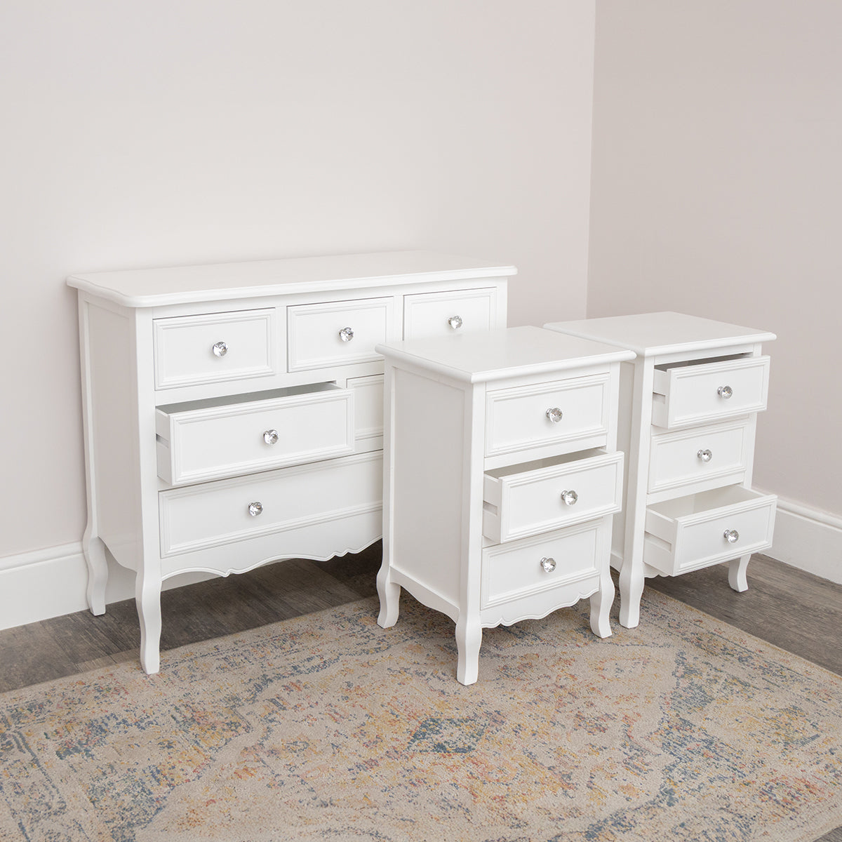 Large White 6 Drawer Chest of Drawers & Pair of 3 Drawer Bedsides