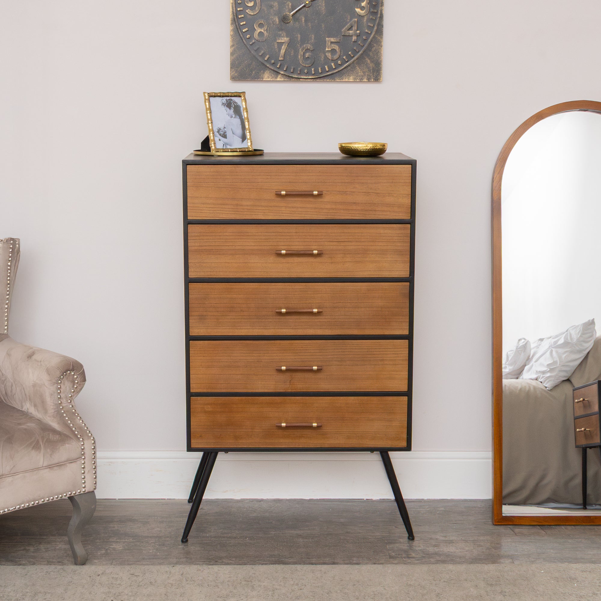 Mid-Century Modern Wooden & Black 5 Drawer Tallboy Mid-Century Modern Wooden & Black 5 Drawer Tallboy