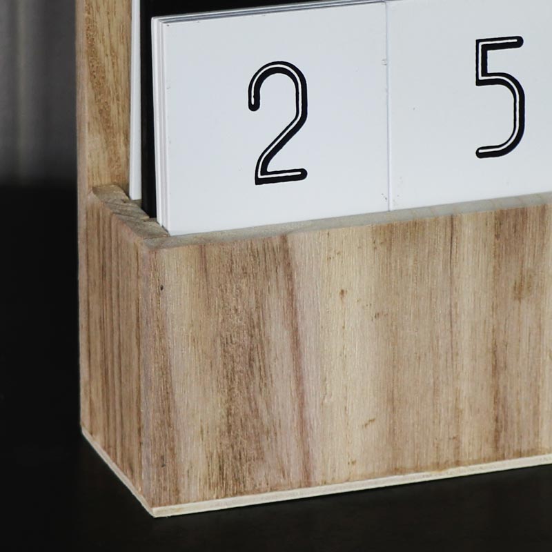 Desktop Perpetual Calendar