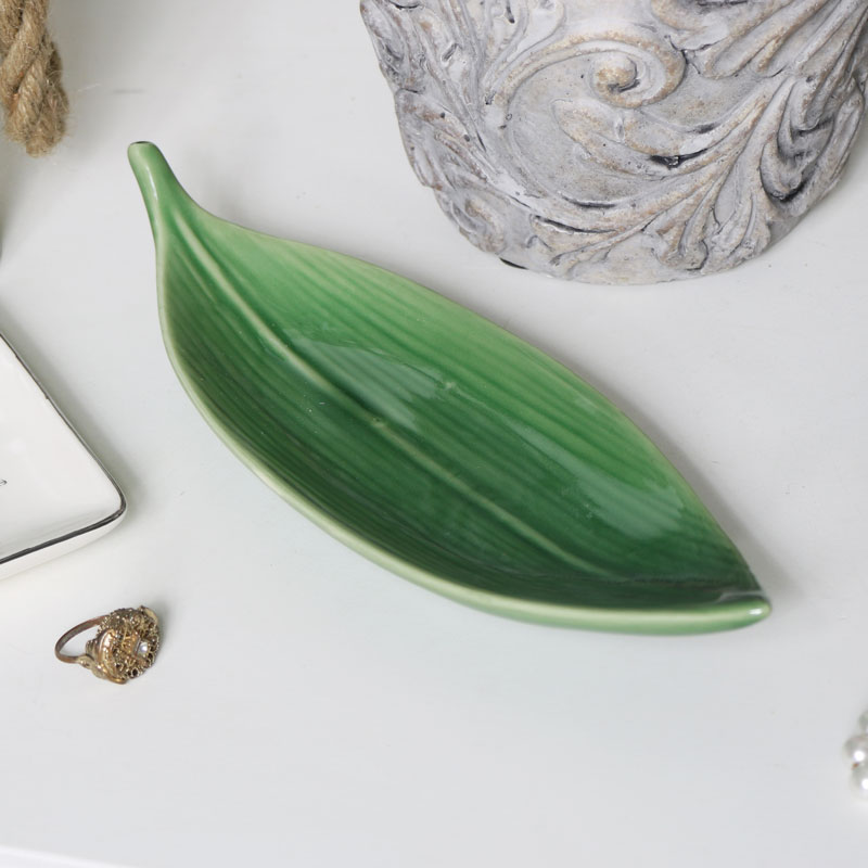 Green Ceramic Lily Leaf Dish