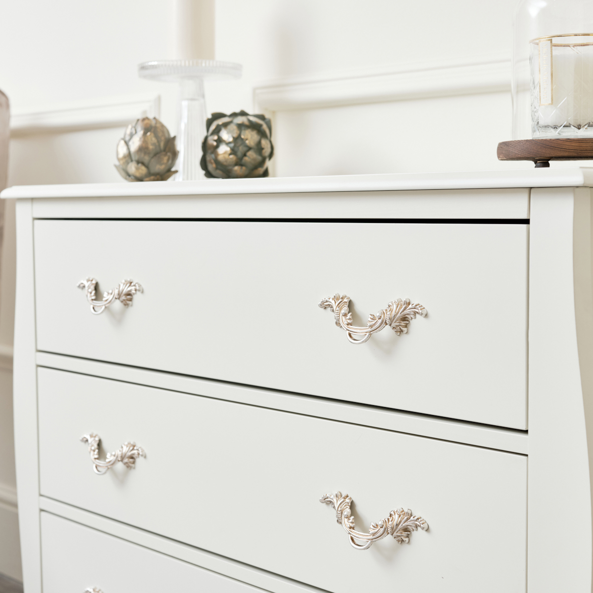 Large 3 Drawer Chest of Drawers & Pair of Bedside Tables - Elizabeth Ivory Range