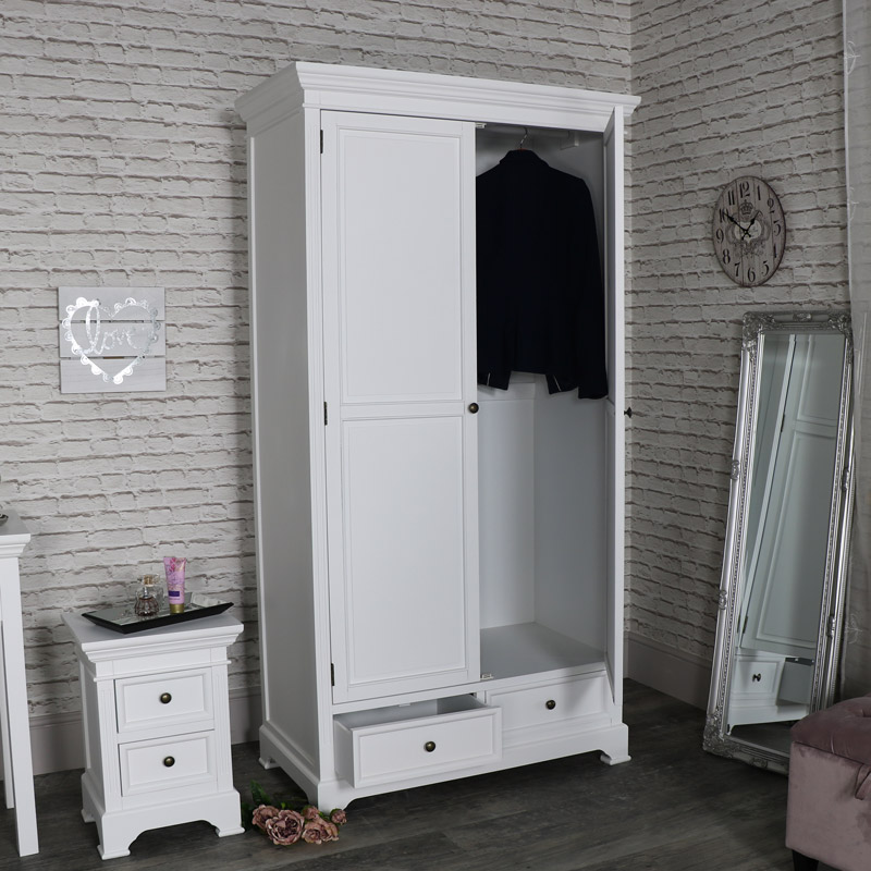 Large White Double Wardrobe - Daventry White Range SECONDS ITEM