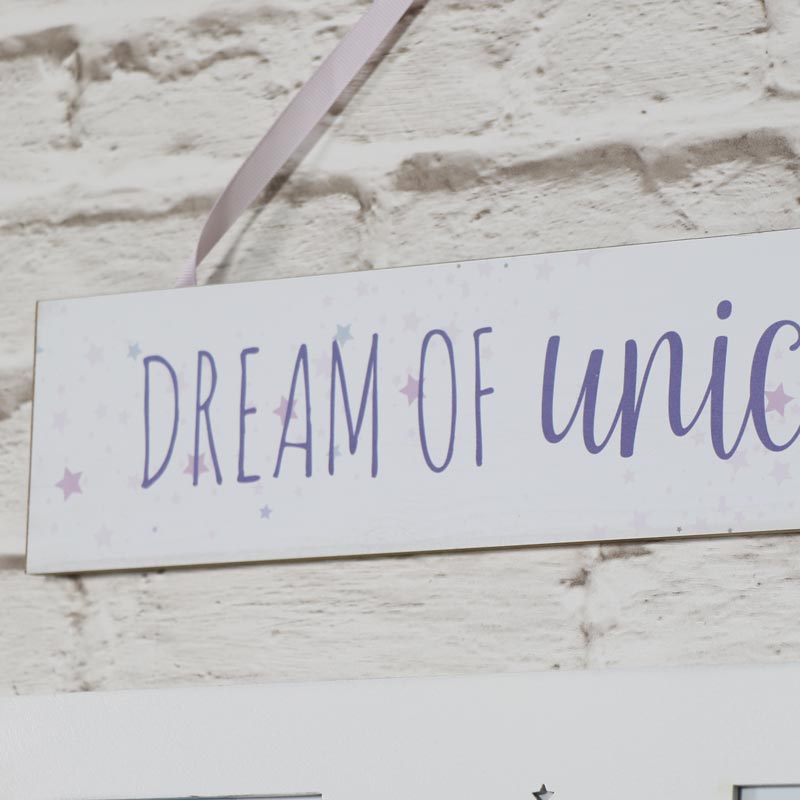 Wooden Wall Plaque 'Dream of Unicorns'