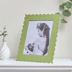 Large Apple Green Scalloped Portrait Photo Frame